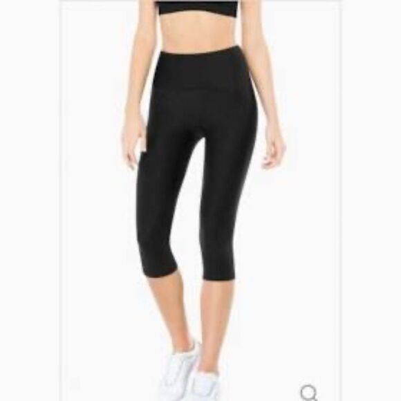 Spanx By Sara Blakely Black Crop Compression Shapewear Sz M - Picture 1 of 8